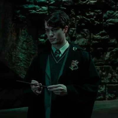 Tom Riddle (Lord Voldemort) thumbnail