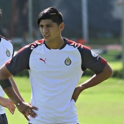 Alan Pulido thumbnail