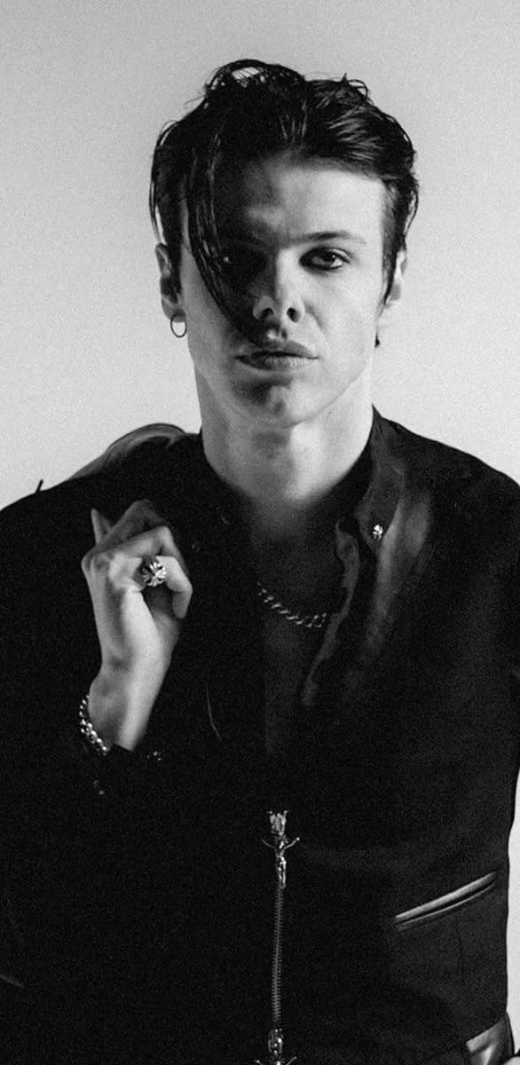 Yungblud (Dominic Harrison) thumbnail
