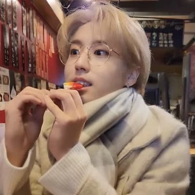 Han Jisung thumbnail