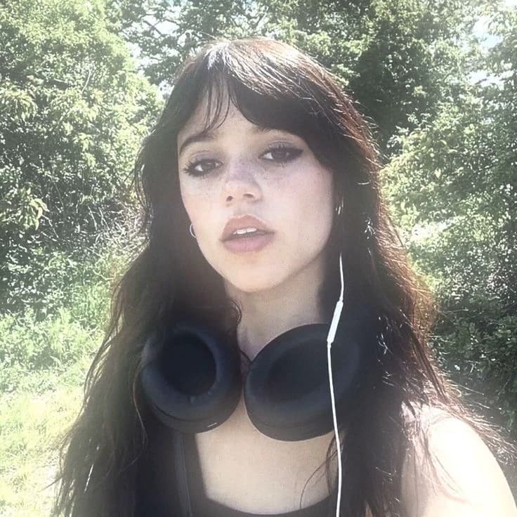 Merlina Adams thumbnail