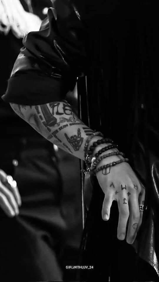 Jeon Jungkook/kookv/bl thumbnail