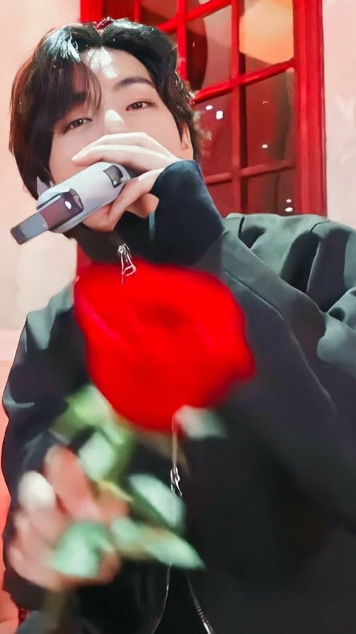Kim Taehyung thumbnail