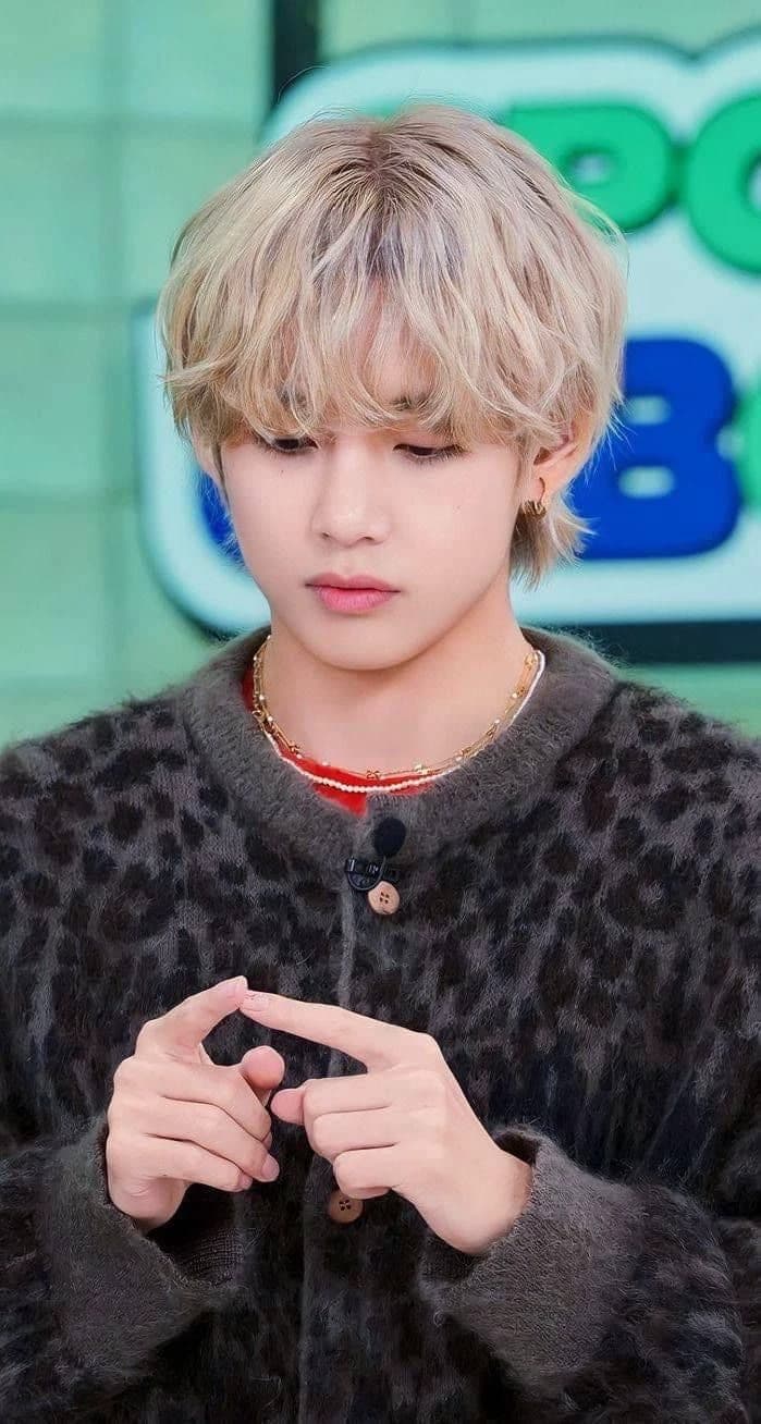 Kim Taehyung thumbnail