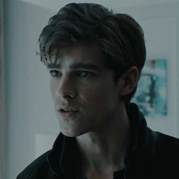 Dick Grayson / alias: nightwing thumbnail