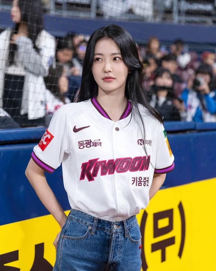 Shin Ye Eun thumbnail