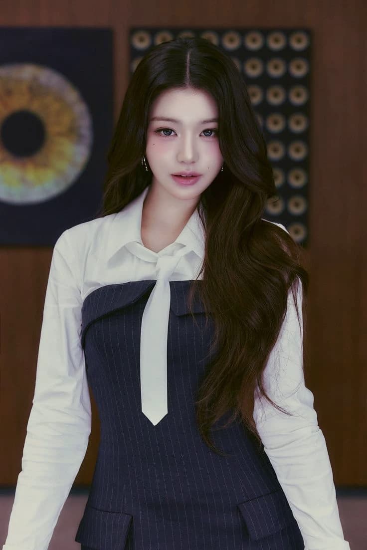 Jang Wonyoung  thumbnail