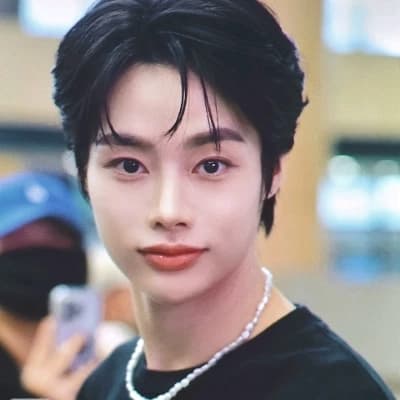 Hưng Hanbin thumbnail