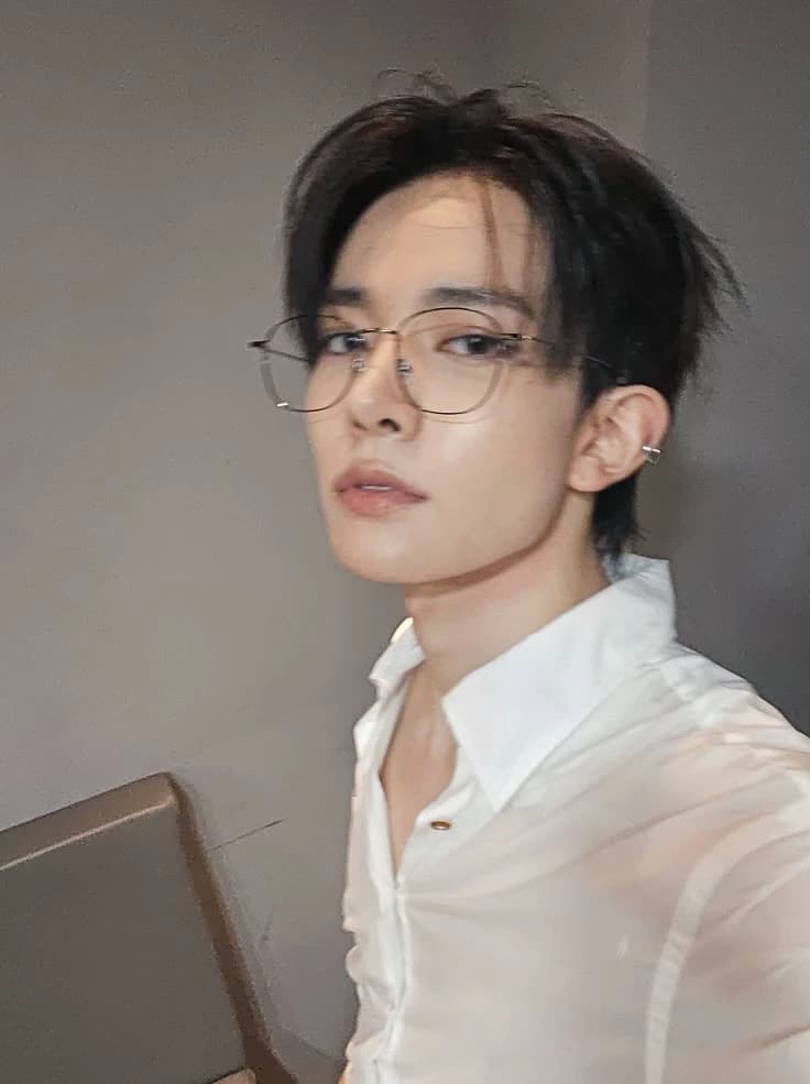 Heeseung thumbnail