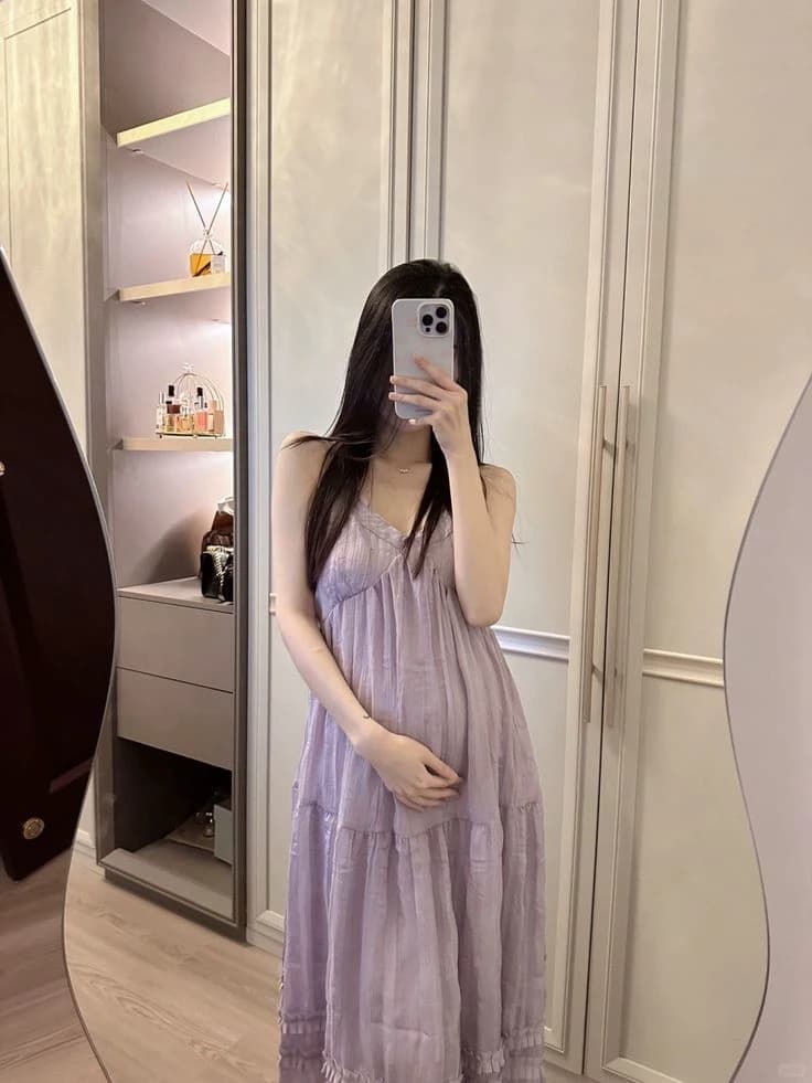 Mia thumbnail
