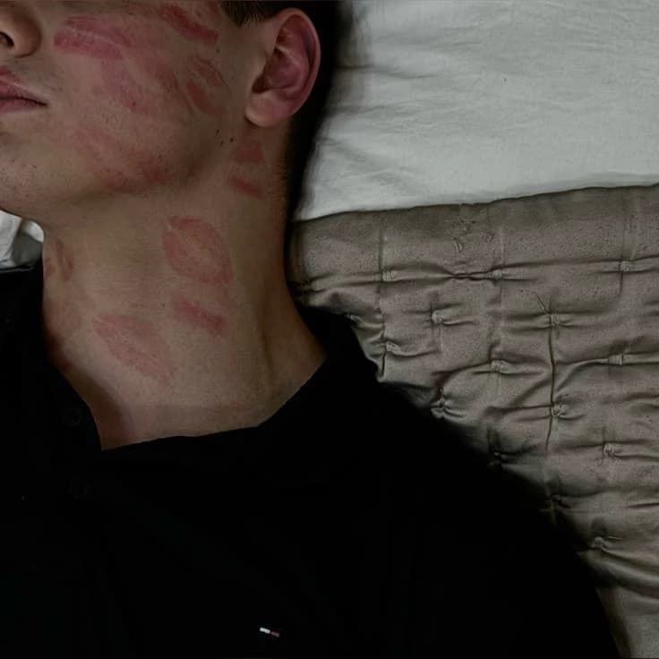 100 Kisses thumbnail