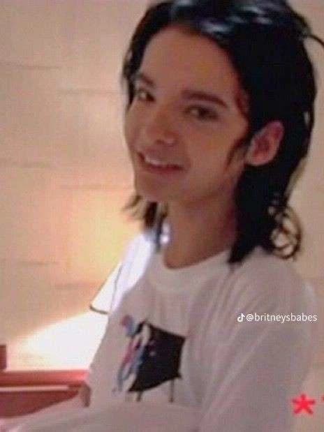 Bill Kaulitz thumbnail