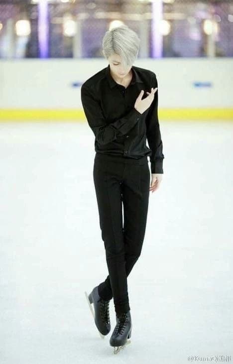 skating ice thumbnail