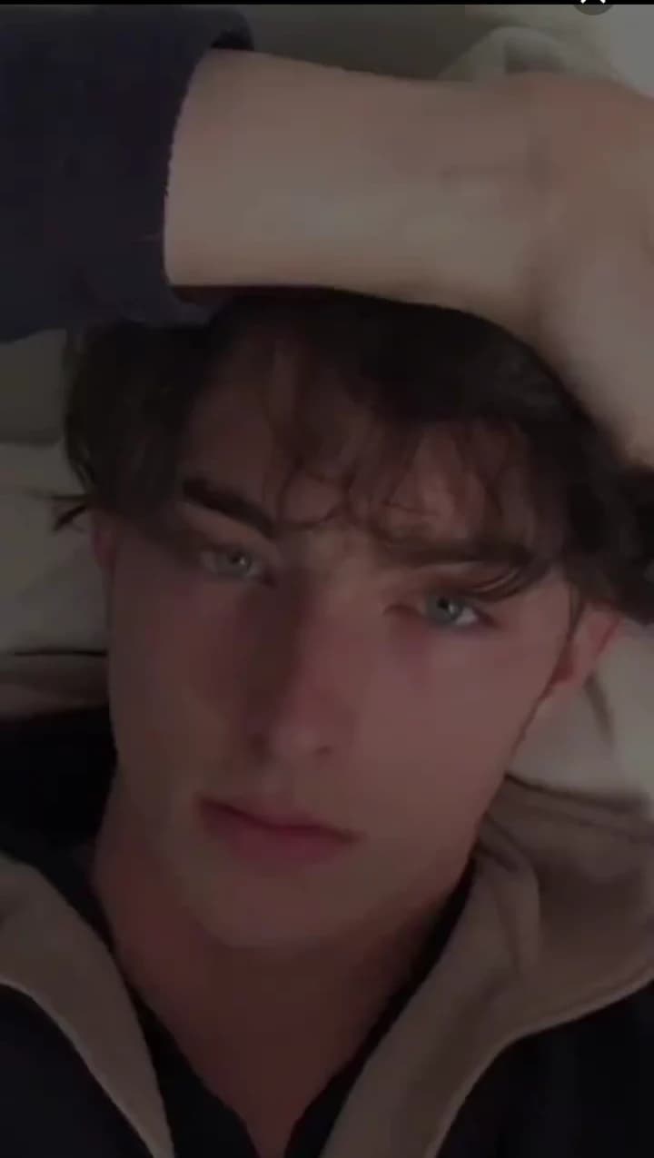 Ian thumbnail
