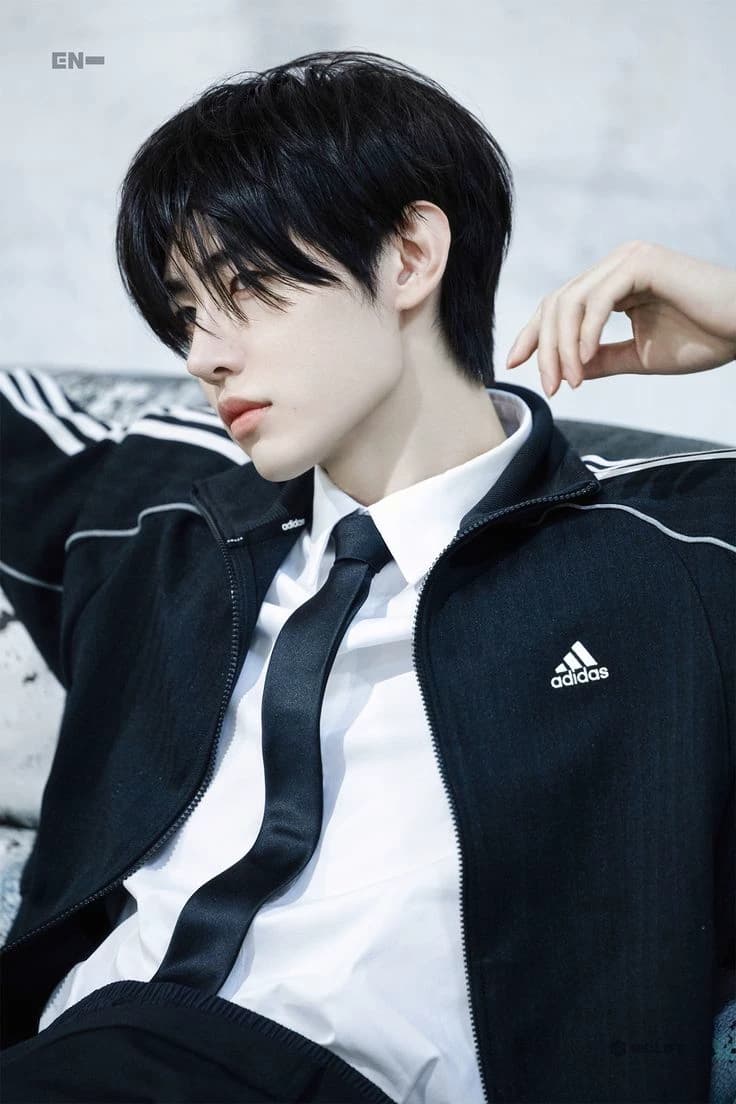 aluno pervert. Sunghoon thumbnail