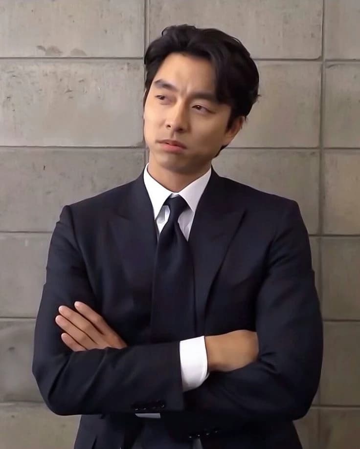 Gong Yoo - Gentle husband (⁠✿⁠ ⁠♡⁠‿⁠♡⁠) thumbnail