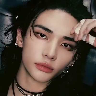 Hyunjin thumbnail