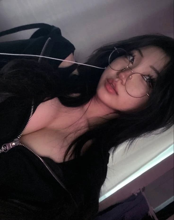 ameila thumbnail