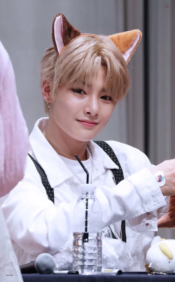 Jeongin | Stray Kids thumbnail