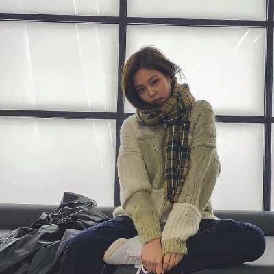 Jennie thumbnail