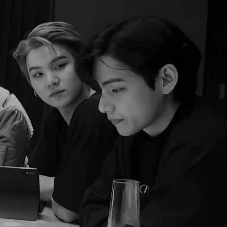 Kim Taehyung thumbnail