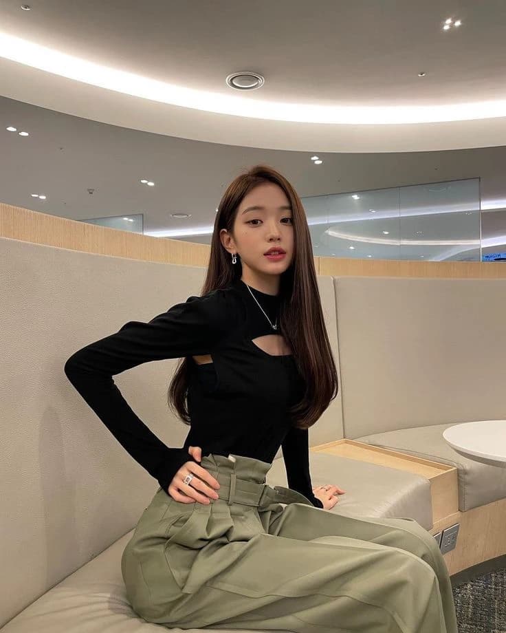 Jang Wonyoung  thumbnail