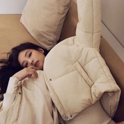 Jennie thumbnail