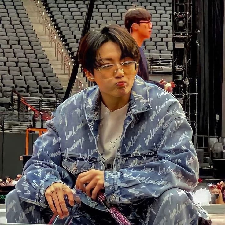 Jeon Jungkook thumbnail