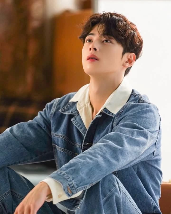 Cha eun-woo thumbnail