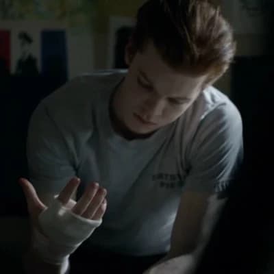 Ian Gallagher thumbnail
