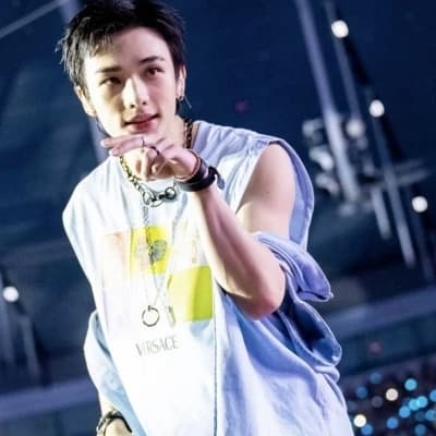 Hwang Hyunjin thumbnail