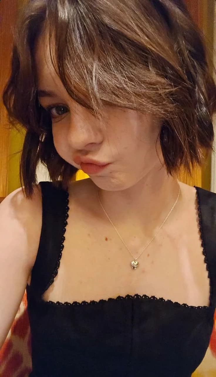 Emma Myers thumbnail
