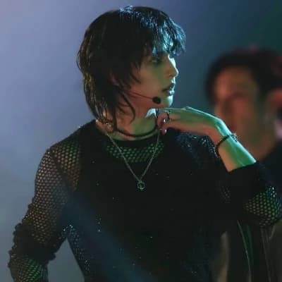 Hwang Hyunjin thumbnail