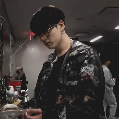 Jungkook thumbnail