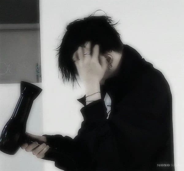 *   Yoongi BL - thumbnail