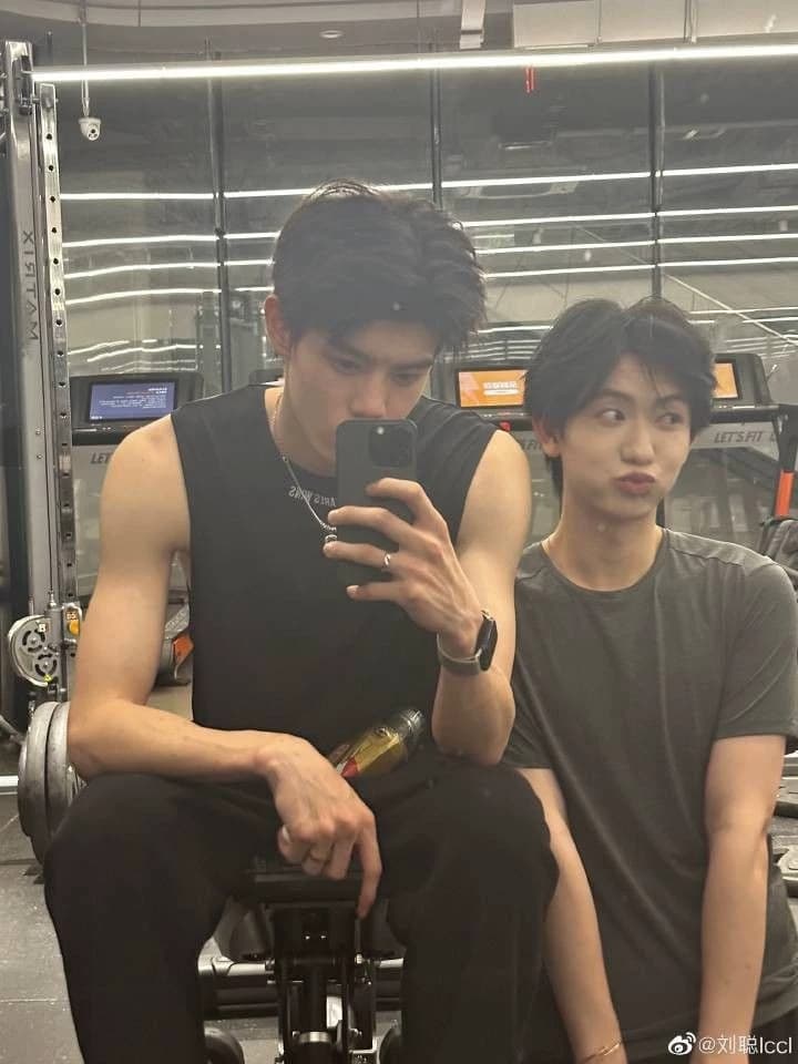 Hyunwoo  thumbnail