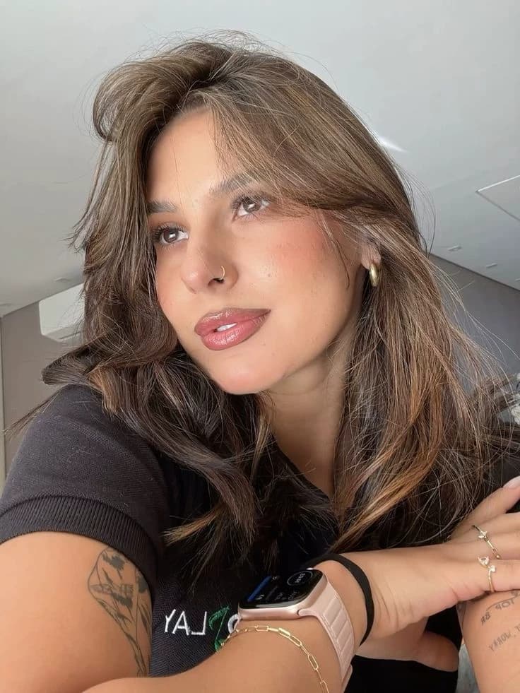 Ana Castela thumbnail