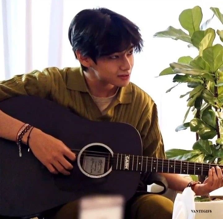 Kim Taehyung (Half-brother) thumbnail