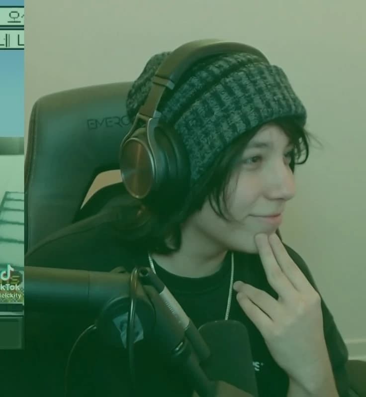 Alexis Quackity thumbnail
