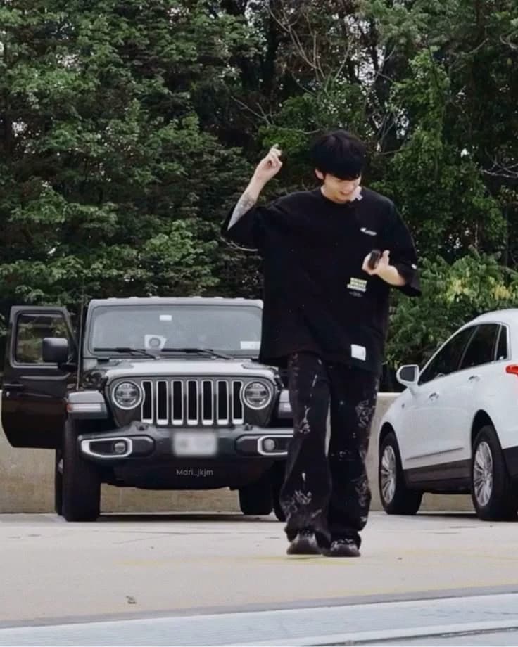 JEON JUNGKOOK thumbnail