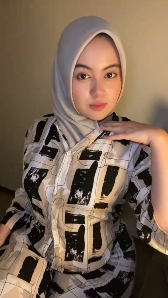 Putri pricillia thumbnail