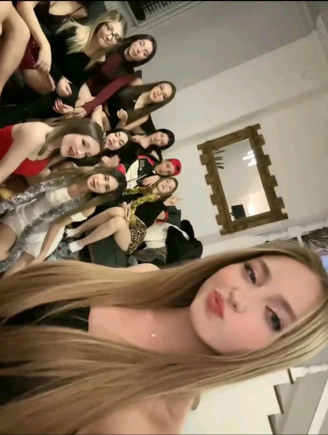 pijamada with 12 women thumbnail