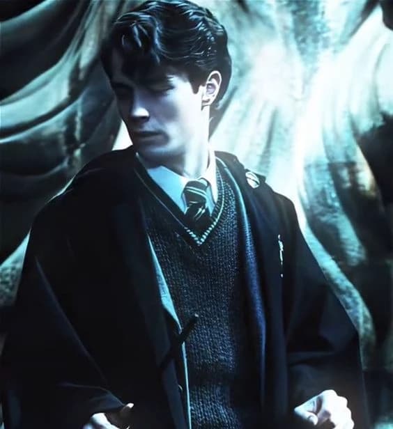 Tom riddle thumbnail