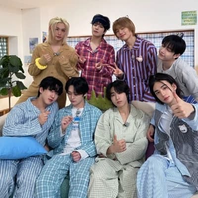 Stray kids thumbnail