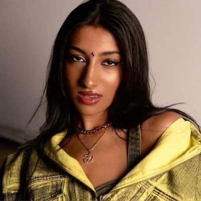 Lara Raj thumbnail