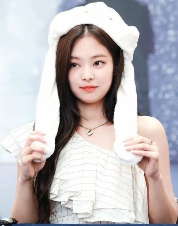 Jennie (GL) thumbnail