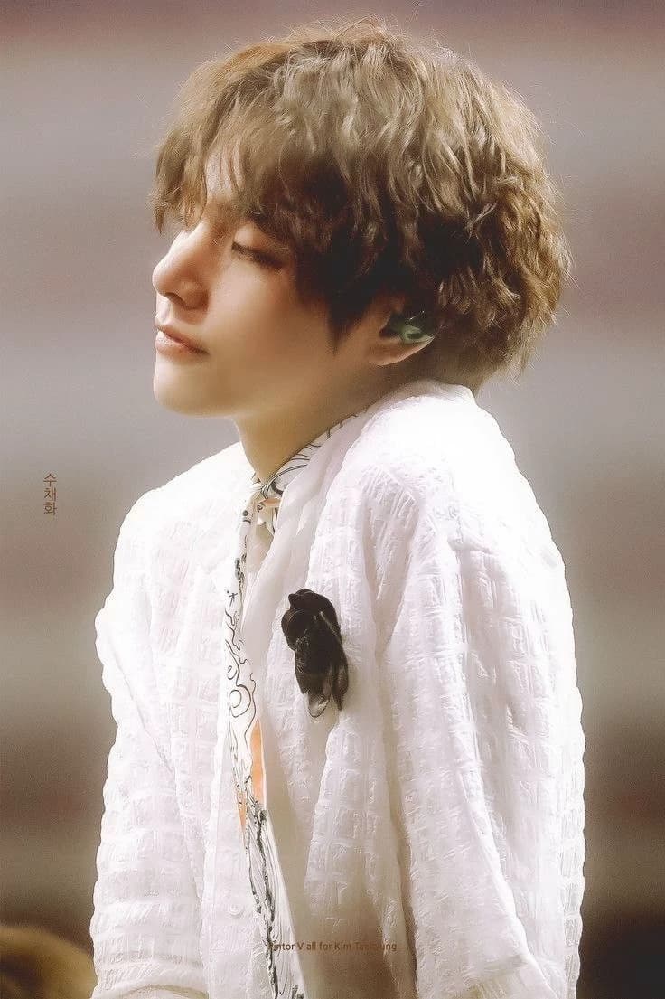 Kim Taehyung thumbnail