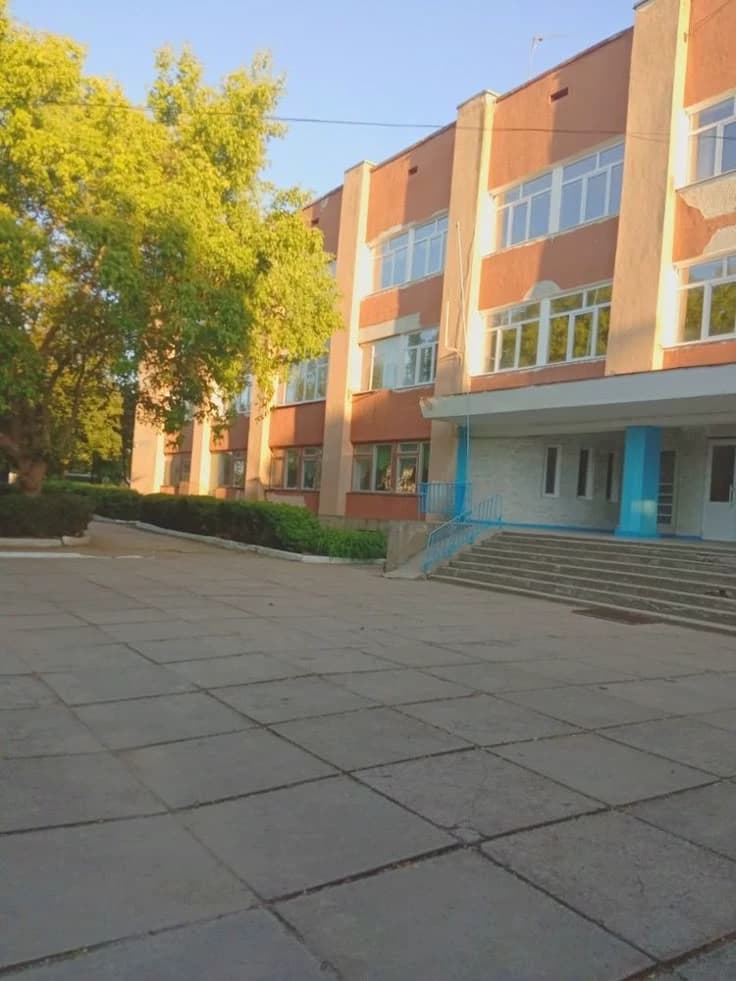 Girls-only school thumbnail