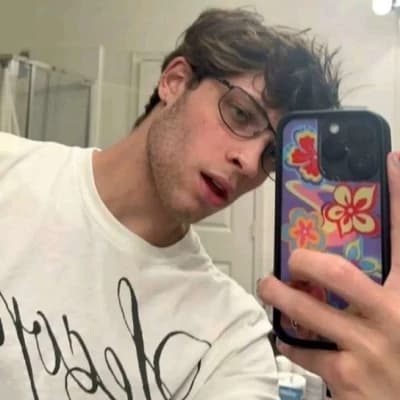 Nick Sturniolo  thumbnail