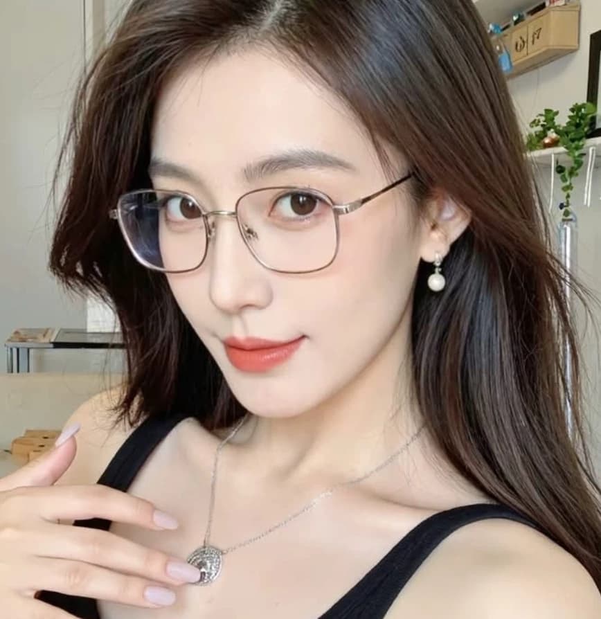 Monica thumbnail